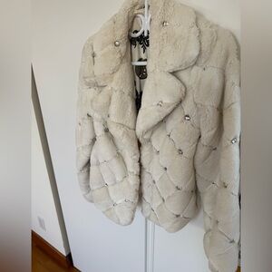 Guess Cream Teddy Jacket with Quilted Design